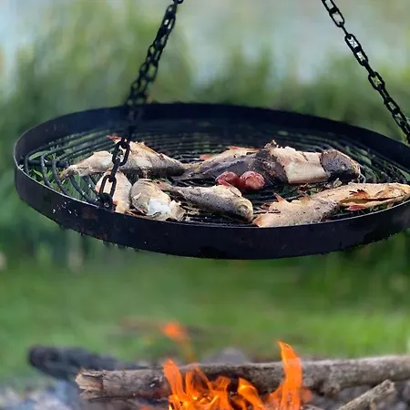 Lesniczowka * Szeroki Bor